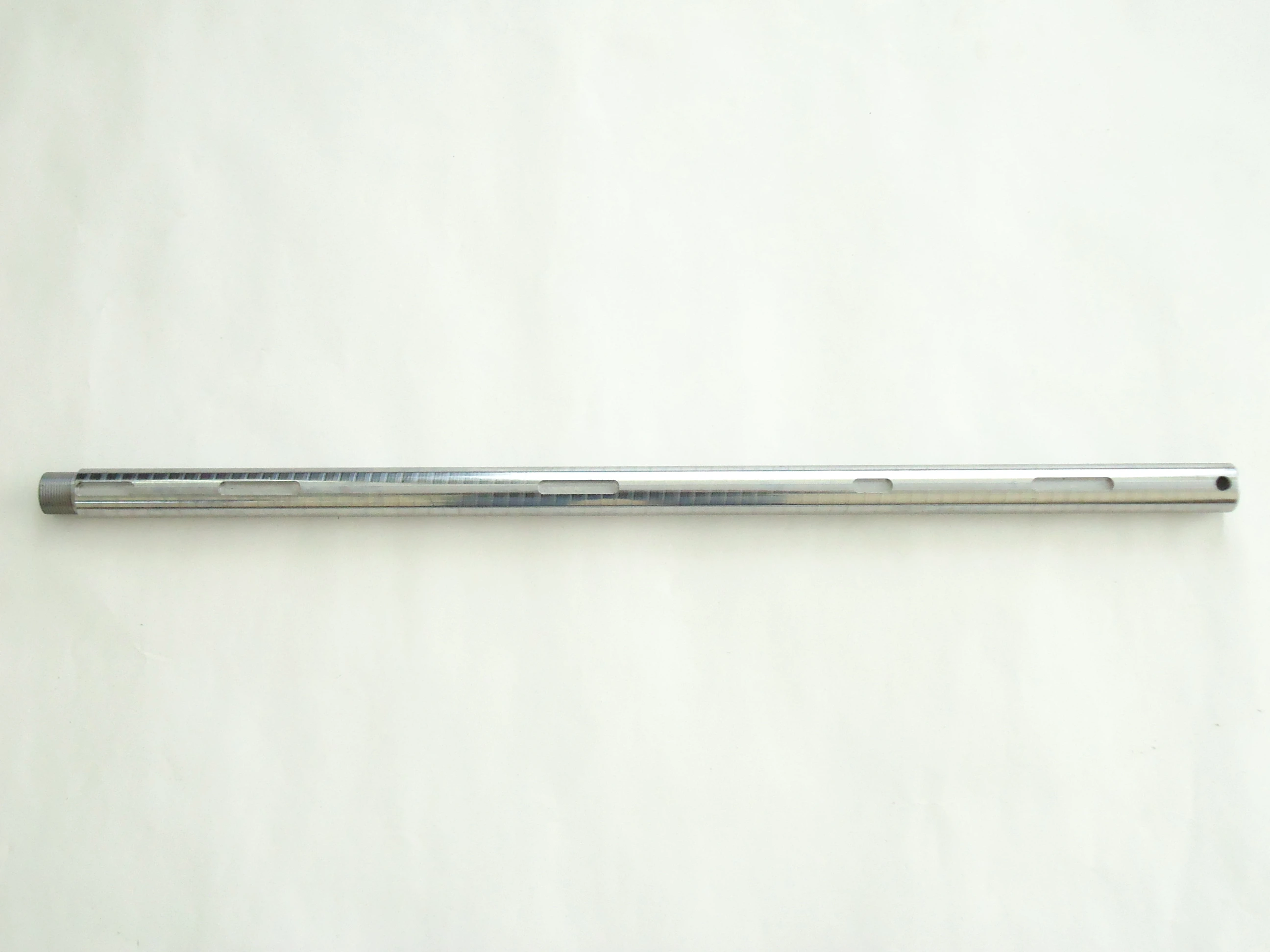 Osovina vezača D28 L-665 mm