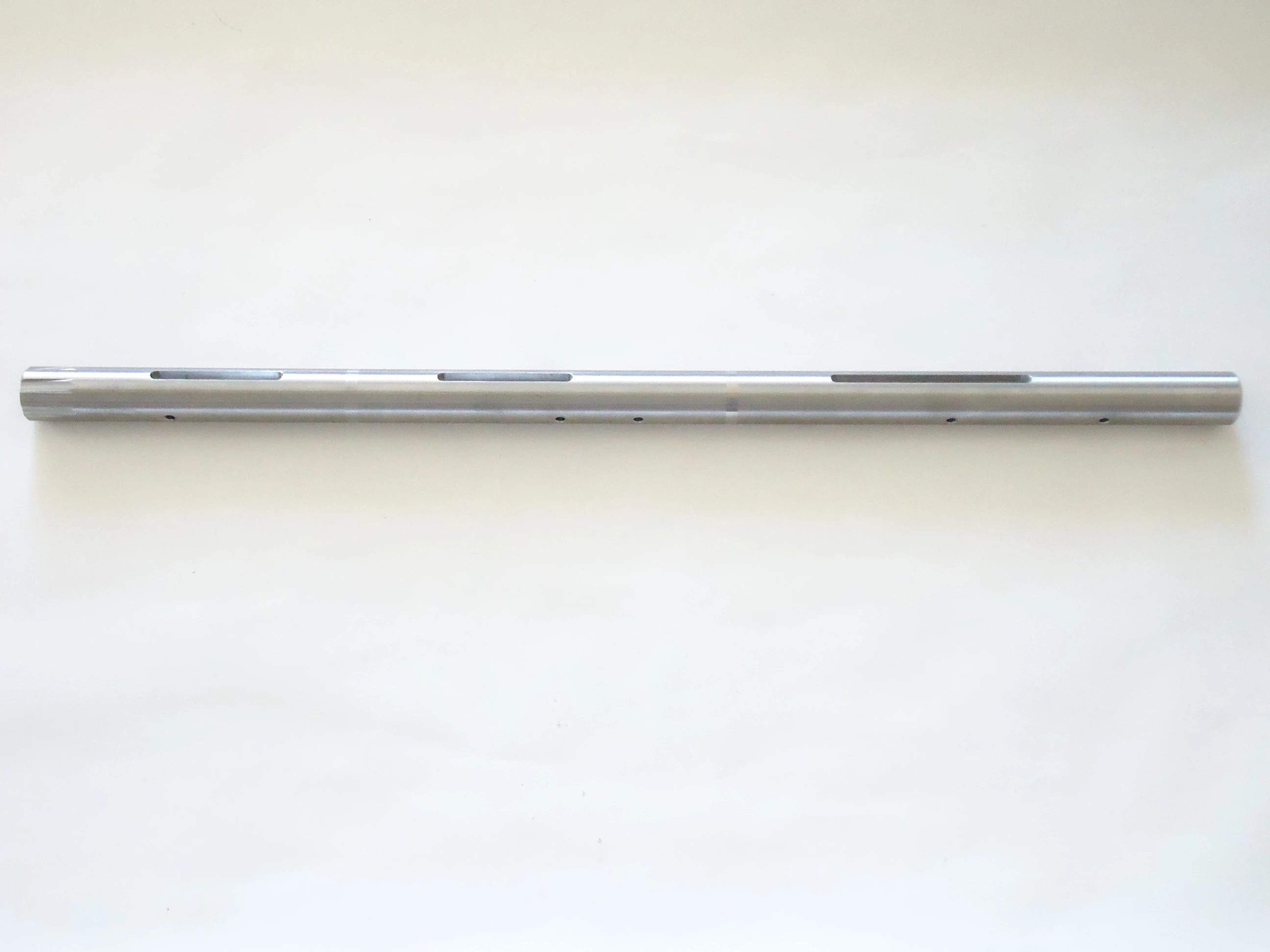 Osovina vezača D28.6×635